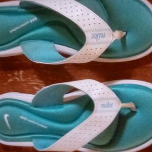Womens Nike Flip Flops